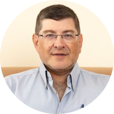 Headshot of Ilya Reznik